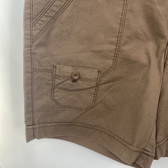 Izod Brown Shorts SIze 6 NWOT - Picture 5 of 7